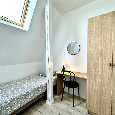 Apartment Nowy Port 10 *